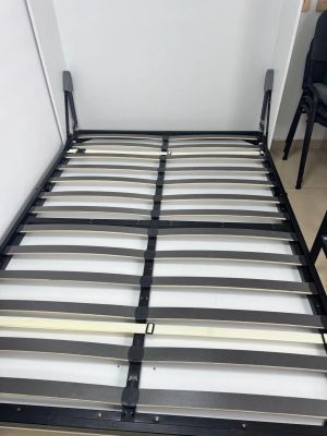 Sistem de pat rabatabil vertical